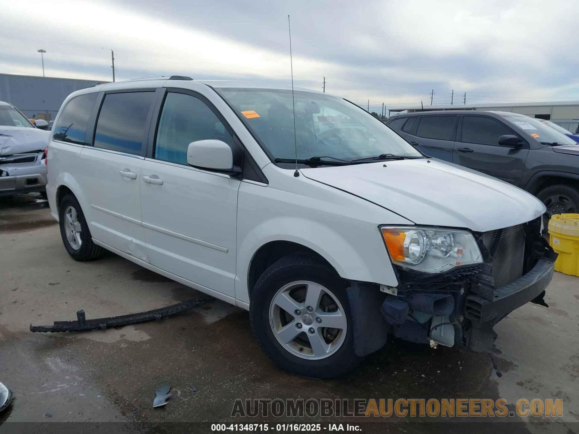 2D4RN5DG7BR755042 DODGE GRAND CARAVAN 2011