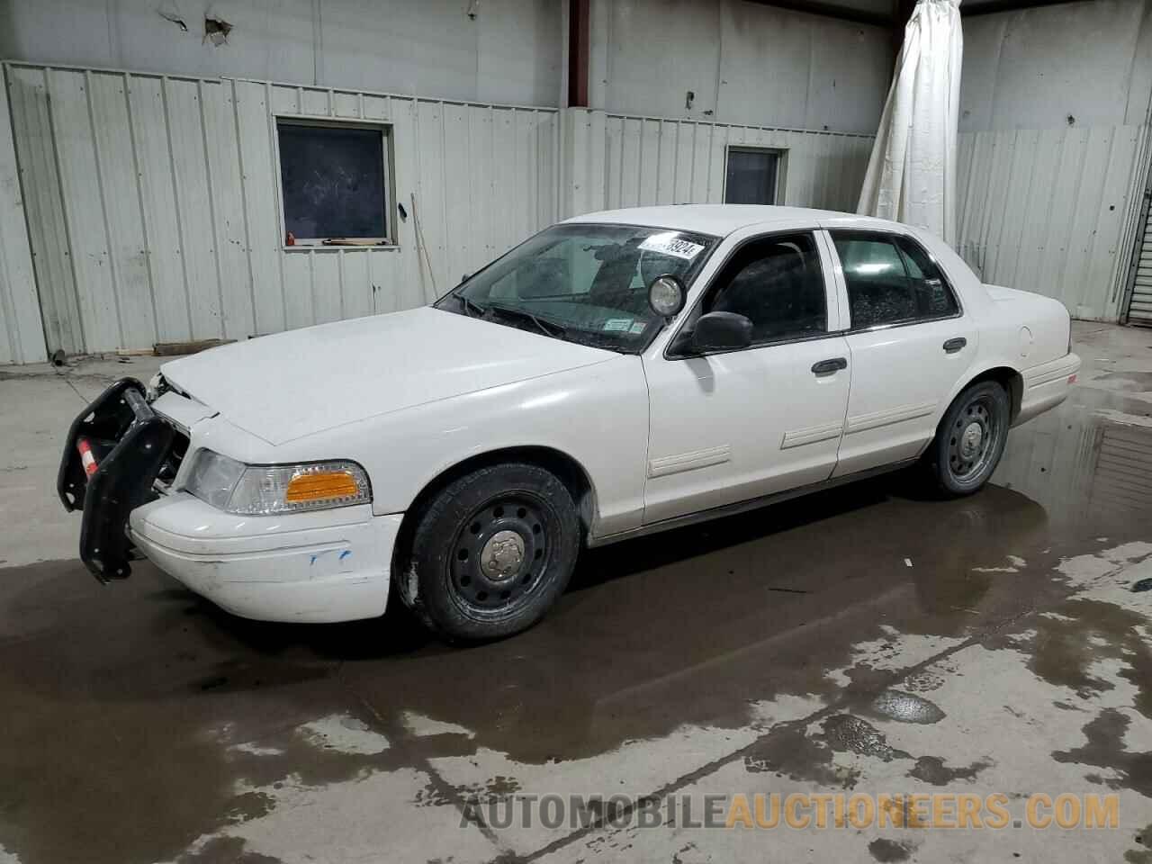 2FABP7BV1BX157925 FORD CROWN VIC 2011