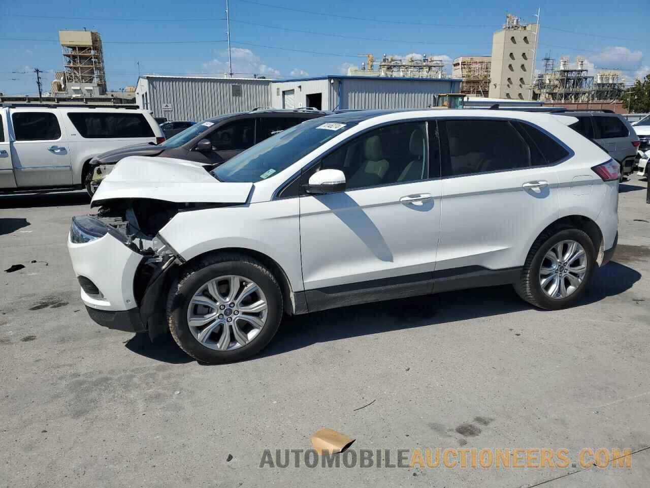 2FMPK3K96MBA17892 FORD EDGE 2021