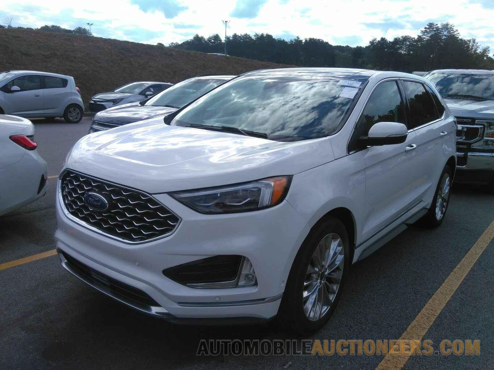 2FMPK3K99MBA03730 Ford Edge 2021