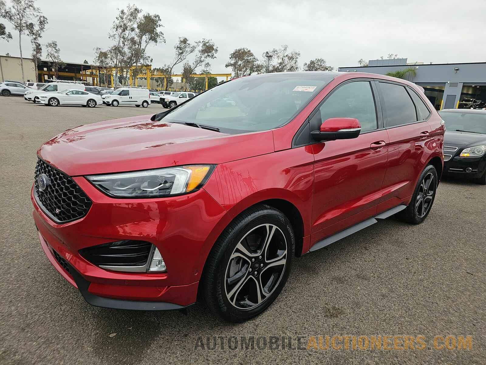 2FMPK4AP5MBA18635 Ford Edge 2021