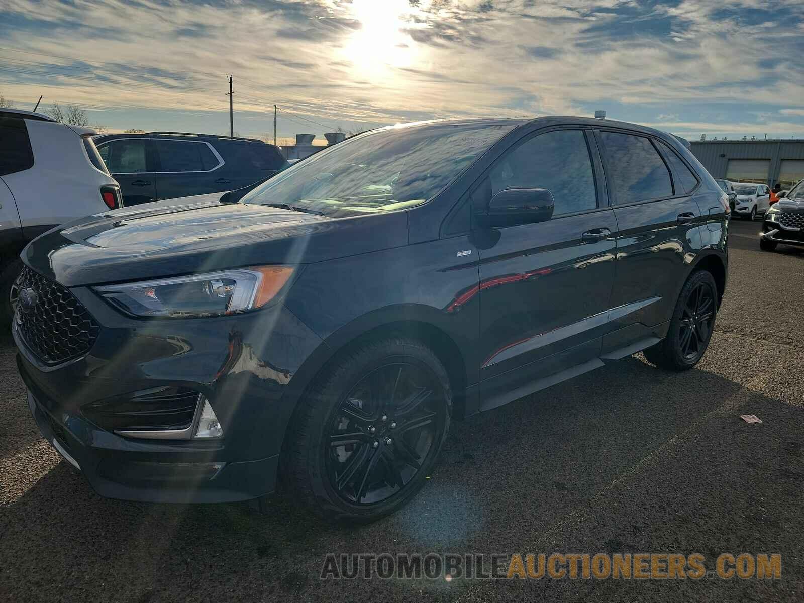 2FMPK4J90MBA49115 Ford Edge 2021