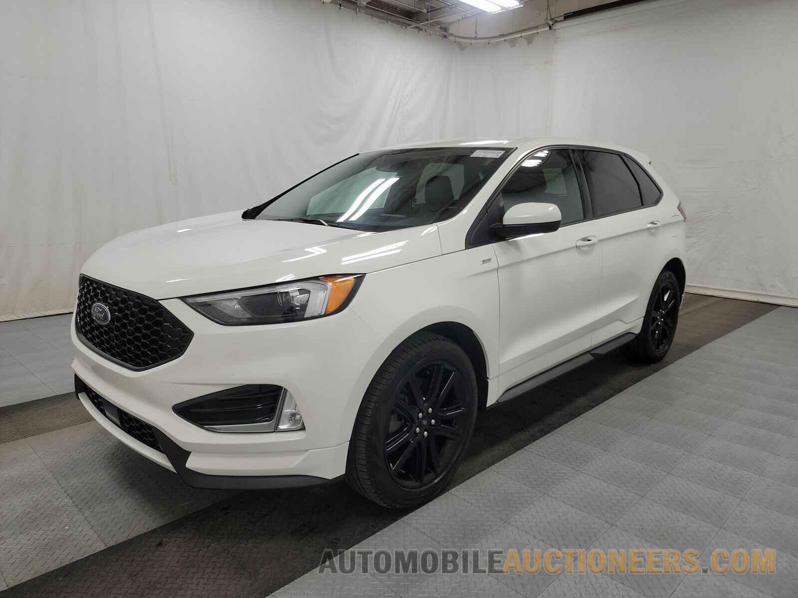 2FMPK4J92MBA29965 Ford Edge 2021