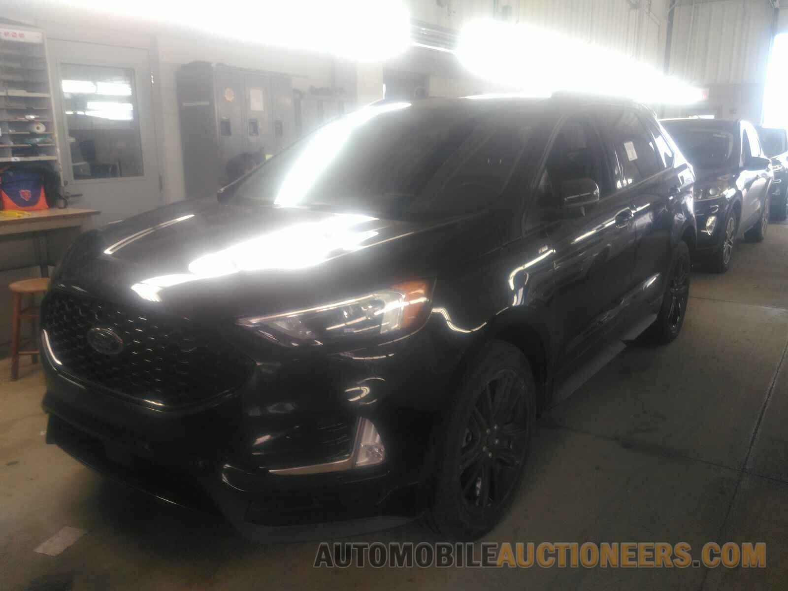 2FMPK4J93MBA17064 Ford Edge 2021