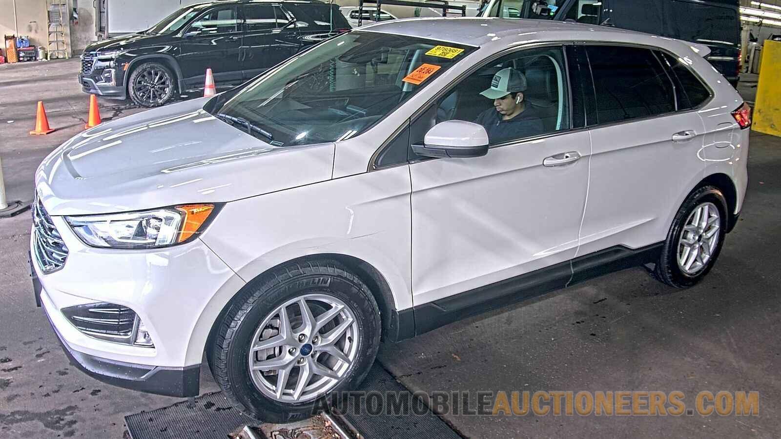 2FMPK4J96MBA13431 Ford Edge 2021