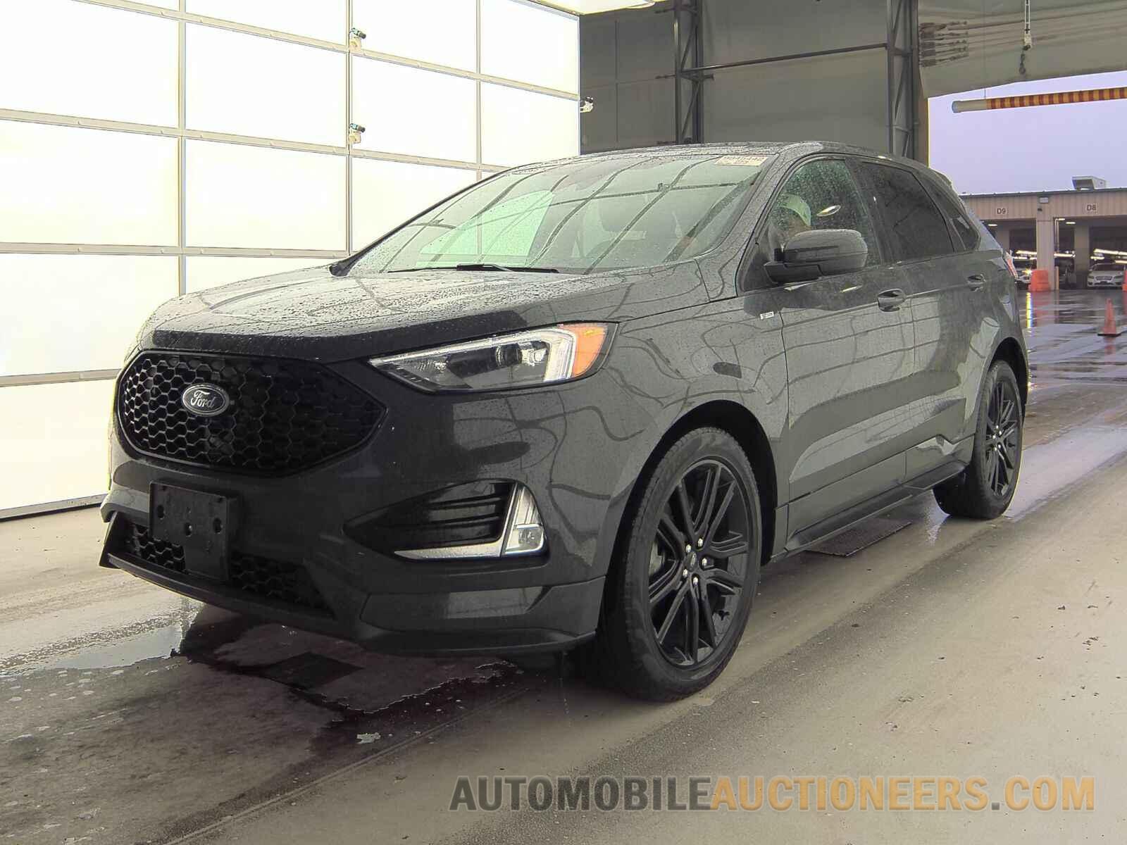 2FMPK4J96MBA48700 Ford Edge 2021