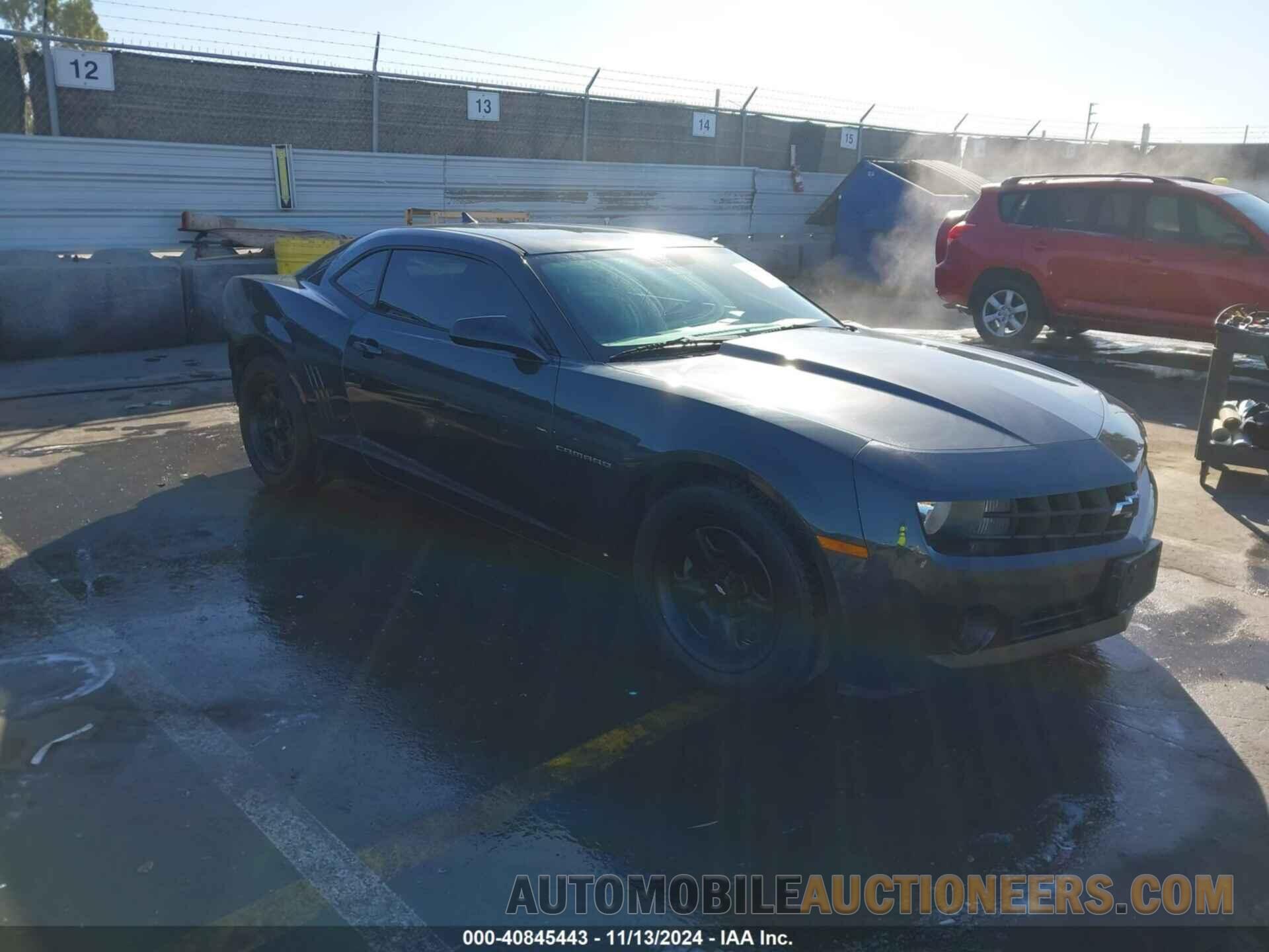 2G1FA1E38D9159868 CHEVROLET CAMARO 2013