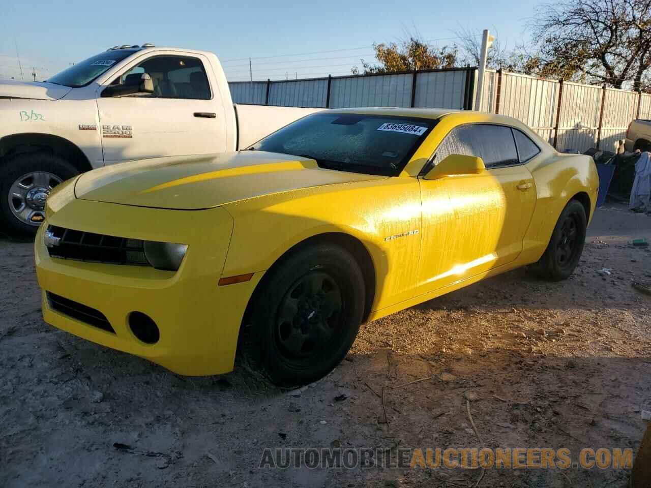 2G1FA1ED2B9113748 CHEVROLET CAMARO 2011