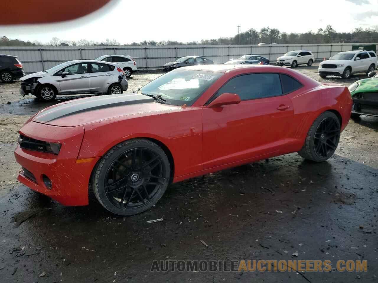 2G1FB1E31D9161068 CHEVROLET CAMARO 2013