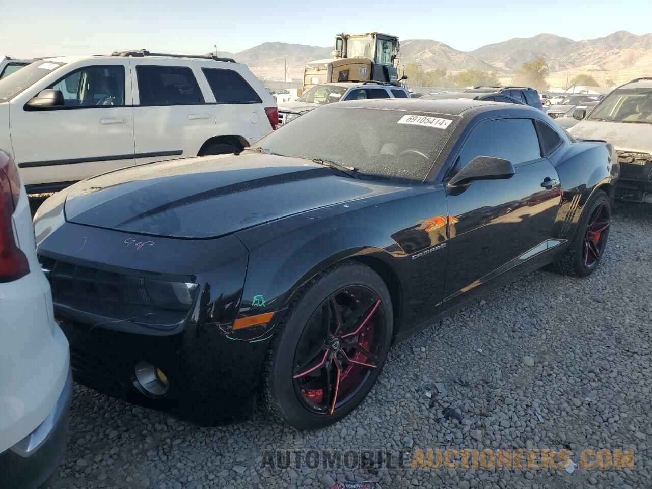 2G1FB1E35D9167794 CHEVROLET CAMARO 2013