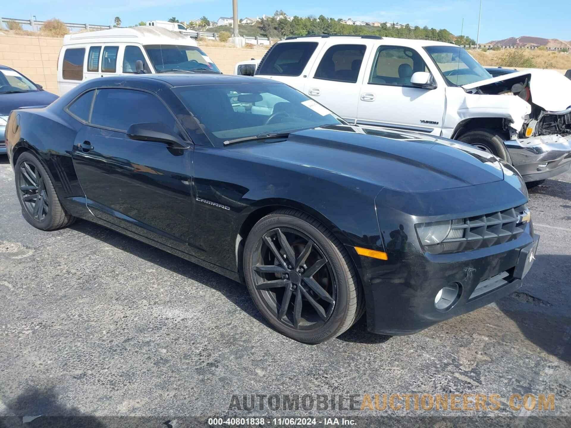 2G1FB1E37D9132951 CHEVROLET CAMARO 2013