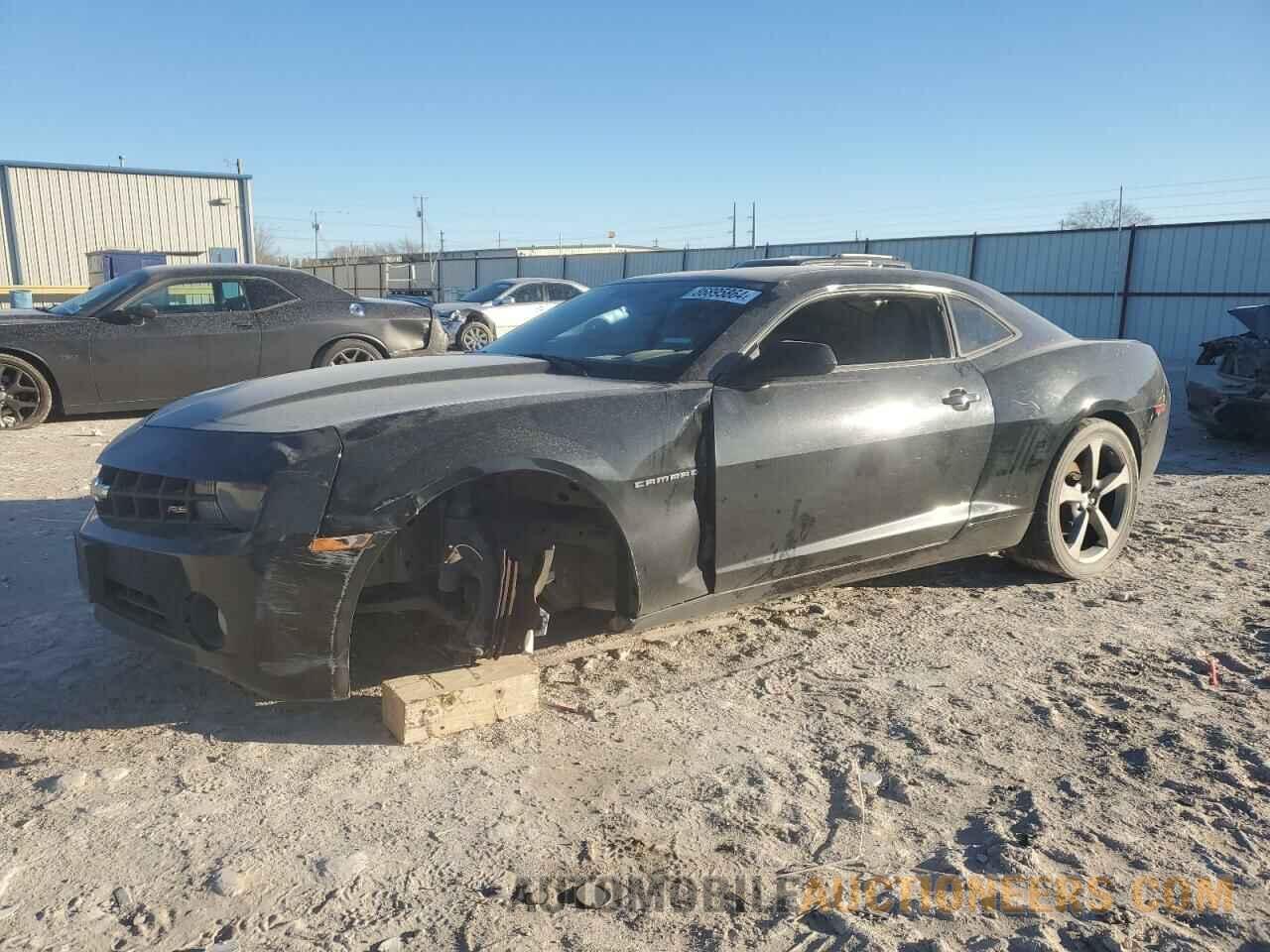 2G1FB1E38D9181883 CHEVROLET CAMARO 2013