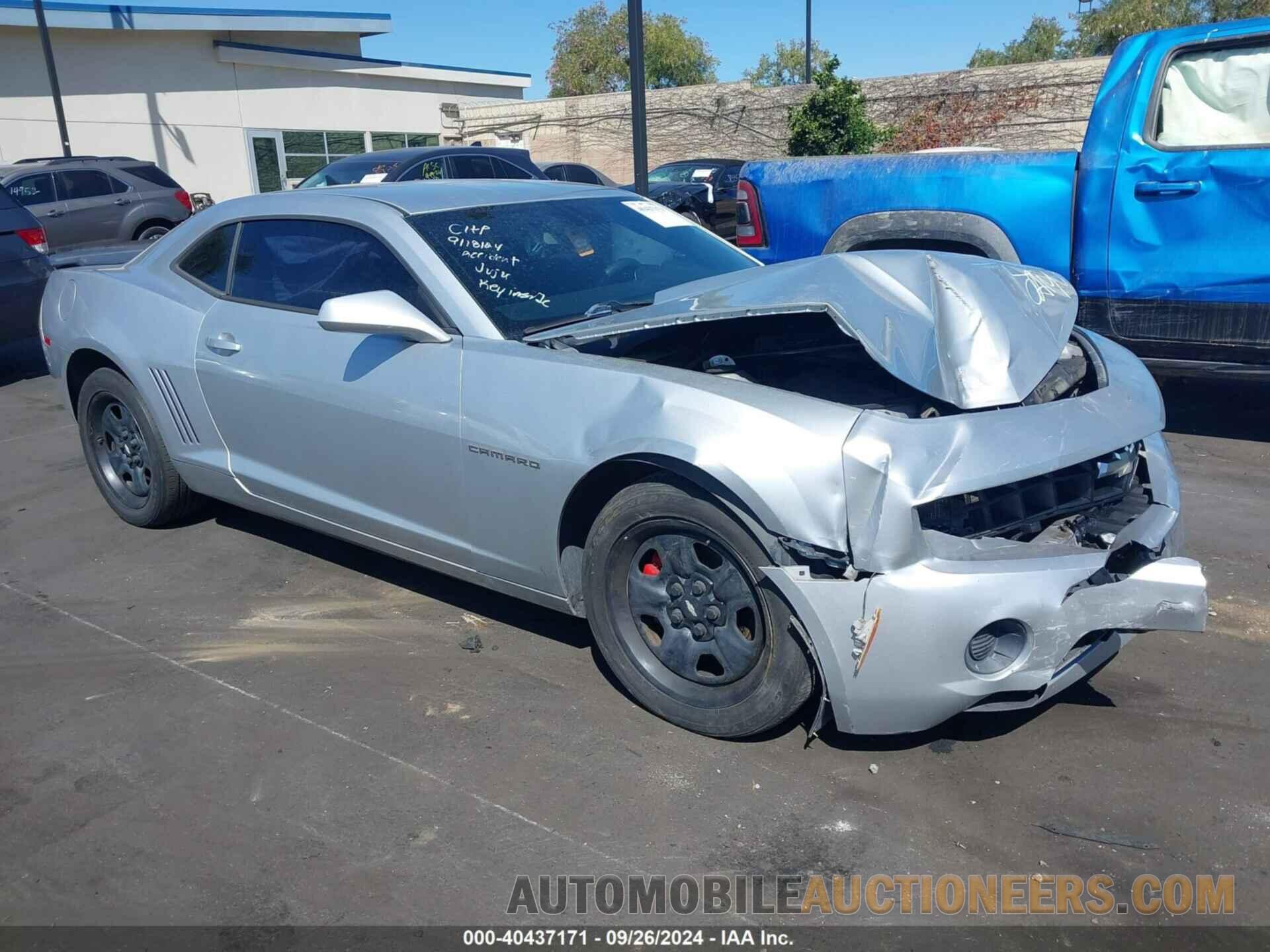 2G1FE1ED0B9112666 CHEVROLET CAMARO 2011