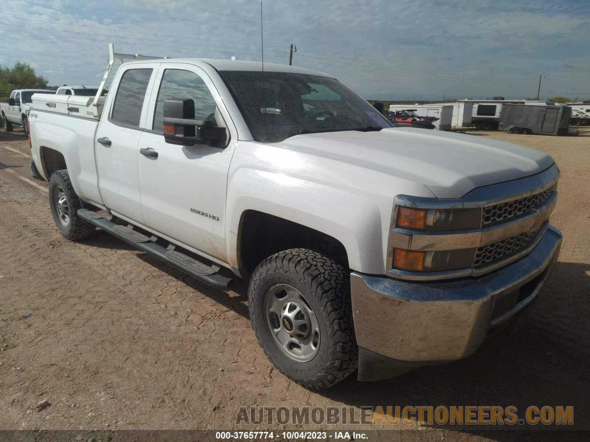 2GC2KREG8K1181014 CHEVROLET SILVERADO 2019