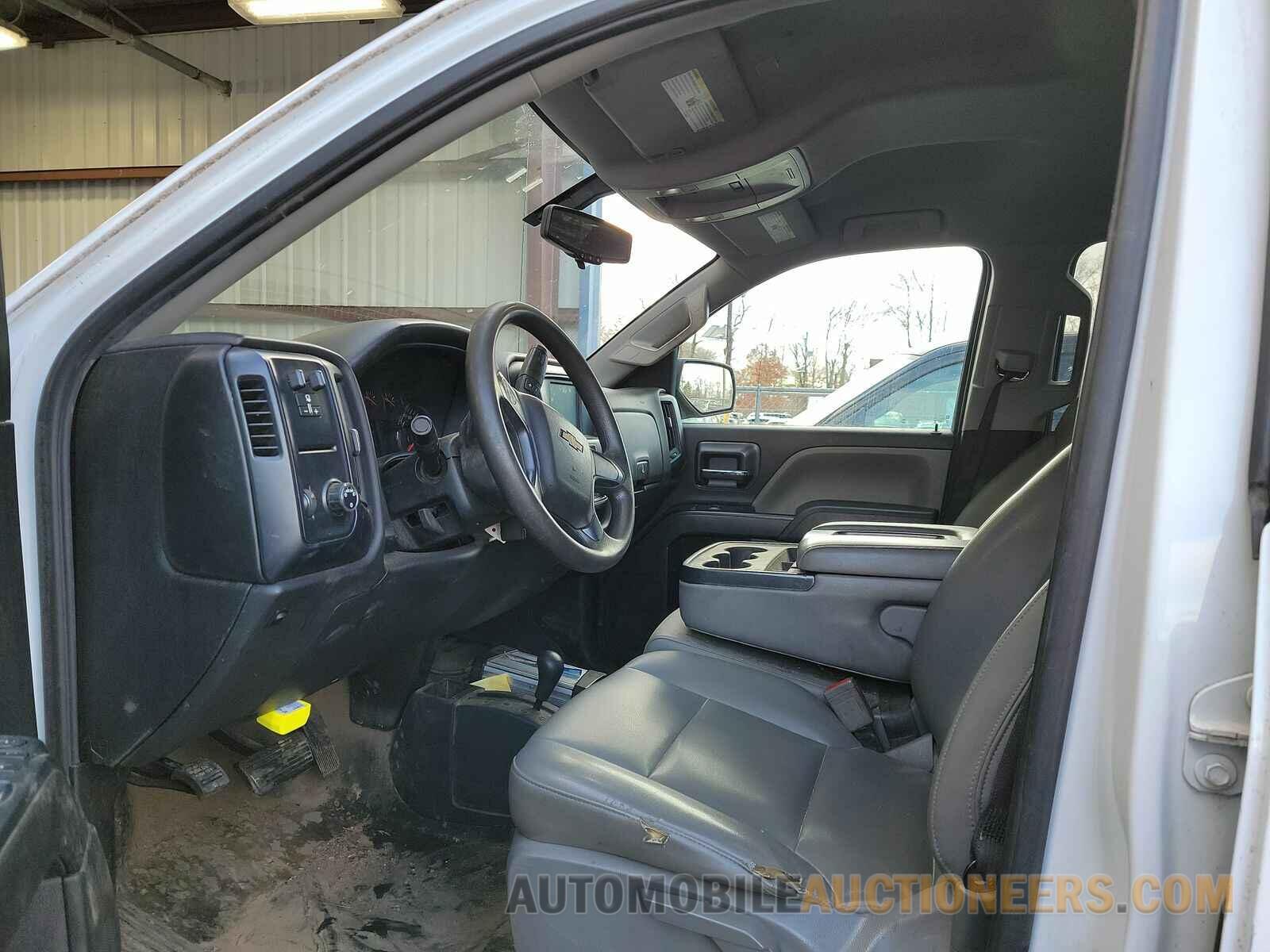 2GCVKNEC8K1138750 Chevrolet Silverado 1500 LD 2019