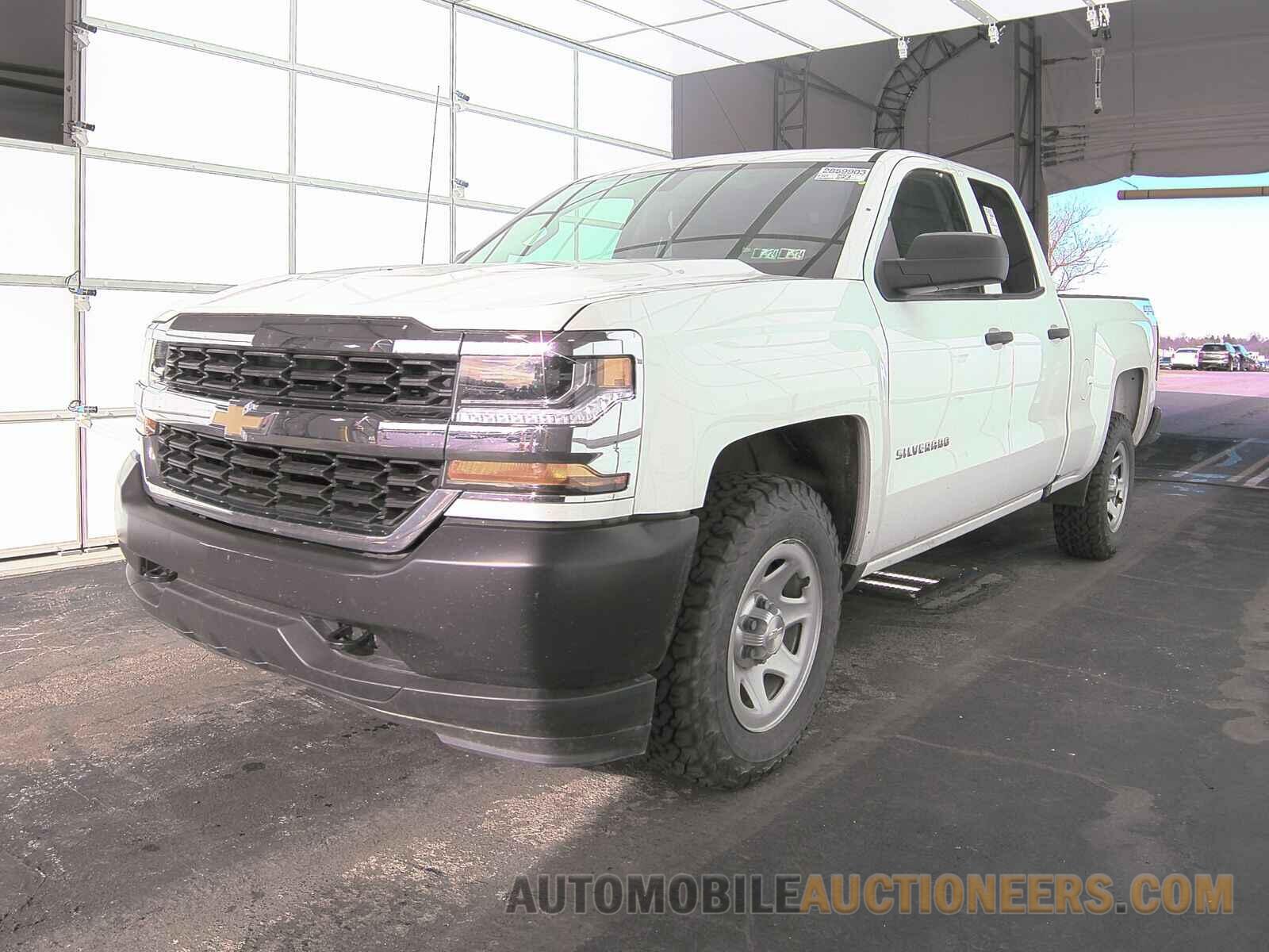 2GCVKNEC8K1205184 Chevrolet Silverado 1500 LD 2019