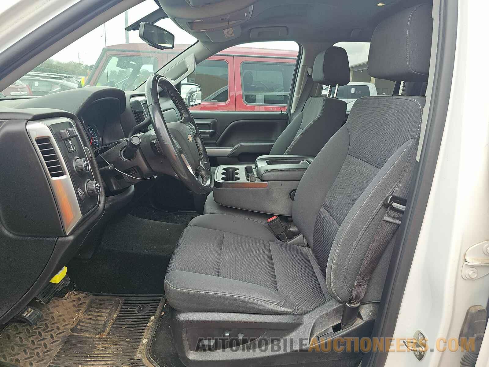 2GCVKPEC0K1103843 Chevrolet Silverado 1500 LD 2019