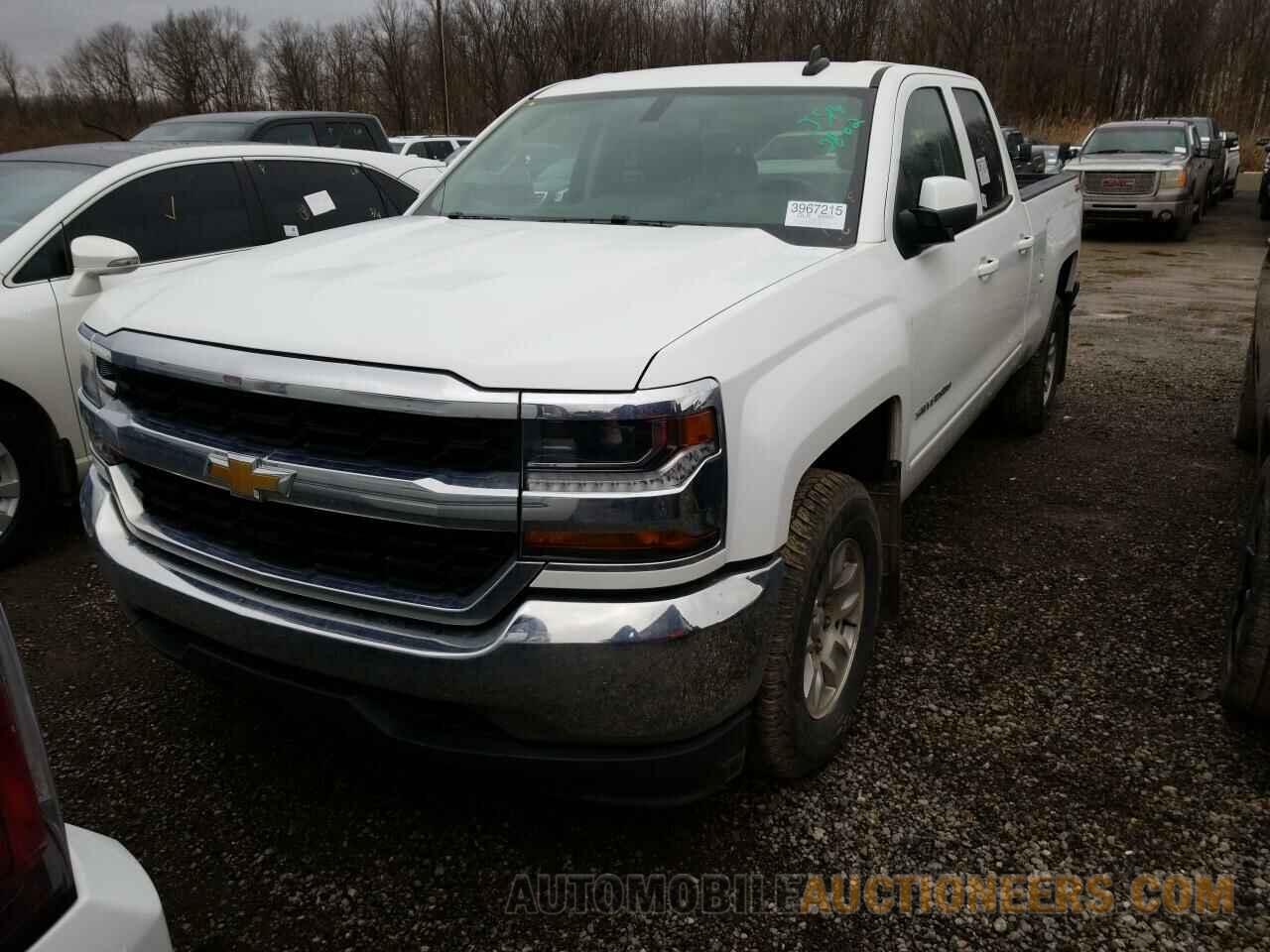 2GCVKPEC8K1163143 Chevrolet Silverado 1500 LD 2019