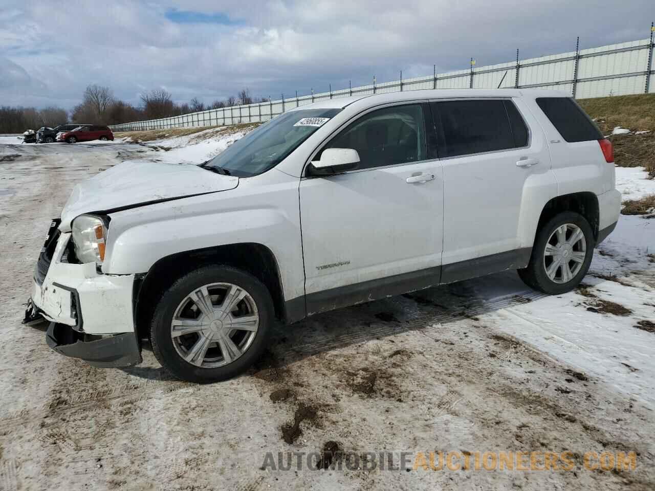 2GKALMEK7H6335843 GMC TERRAIN 2017