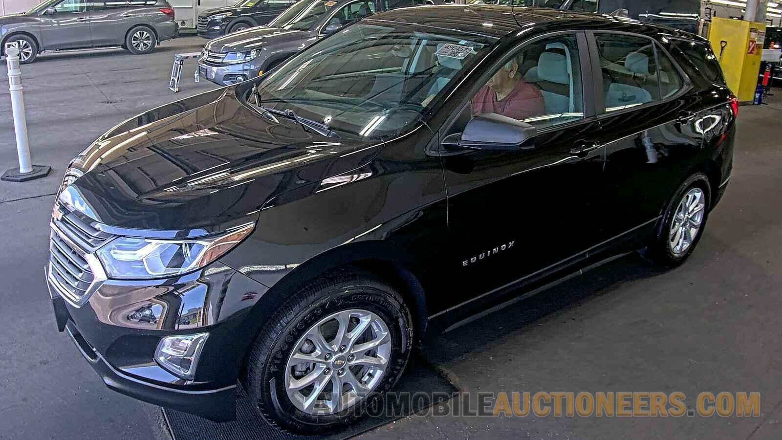 2GNAX5EV8M6153618 Chevrolet Equinox LS 2021