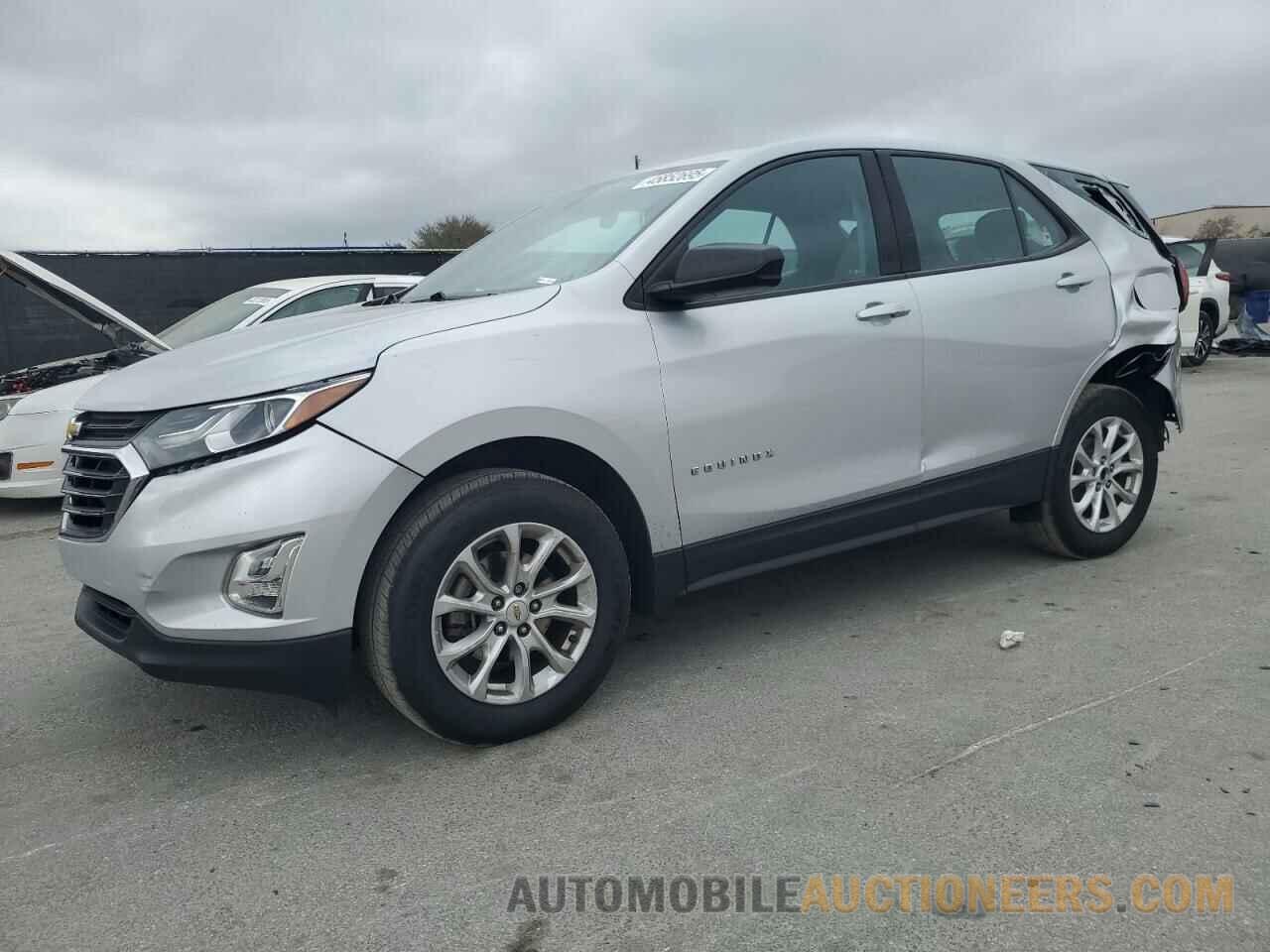 2GNAXHEV8J6128814 CHEVROLET EQUINOX 2018