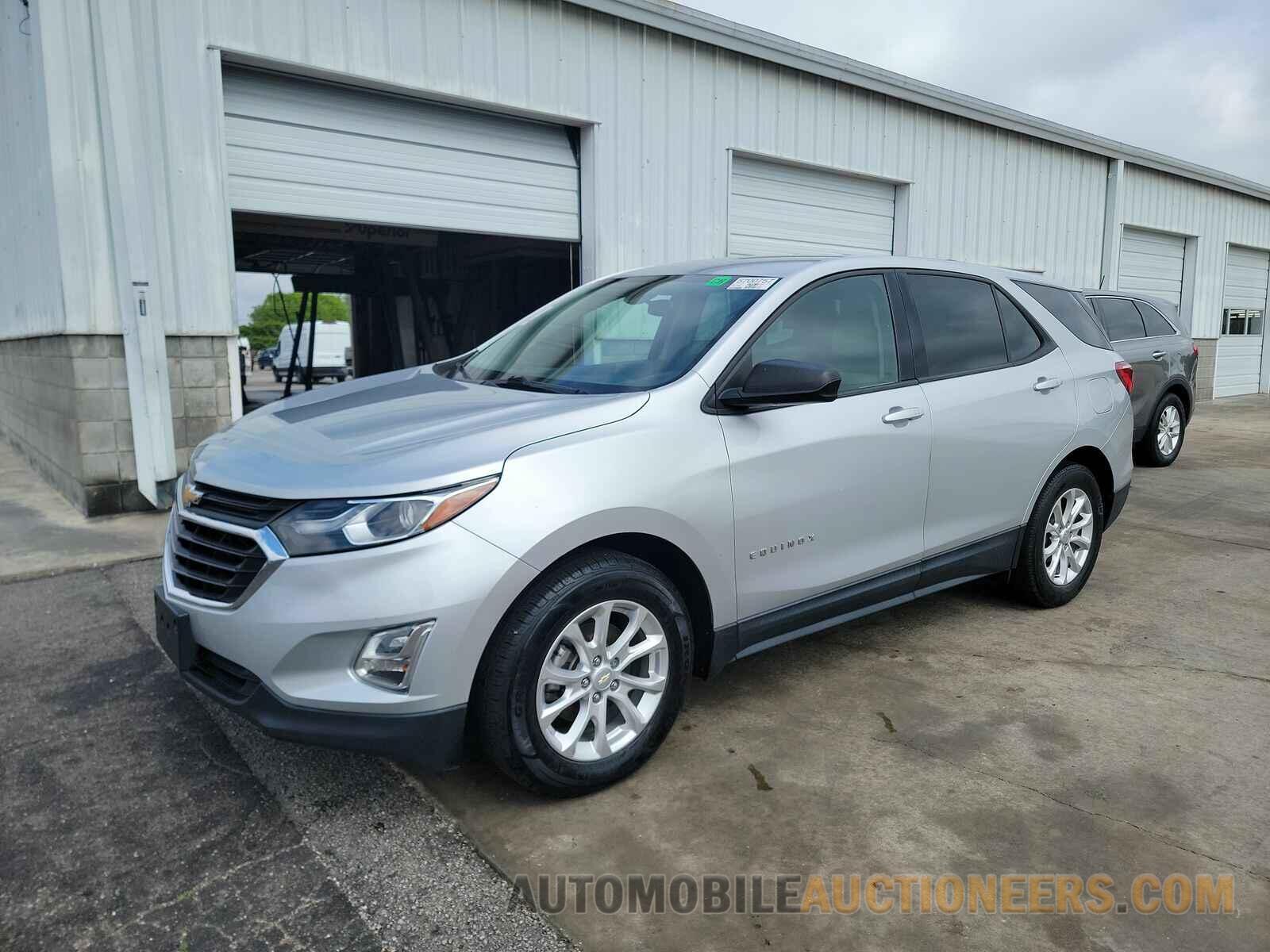 2GNAXHEV8J6174451 Chevrolet Equinox LS 2018