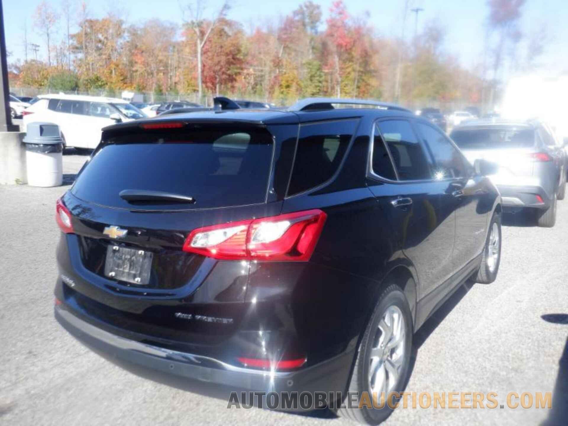 2GNAXXEV8M6135597 CHEVROLET EQUINOX 2021