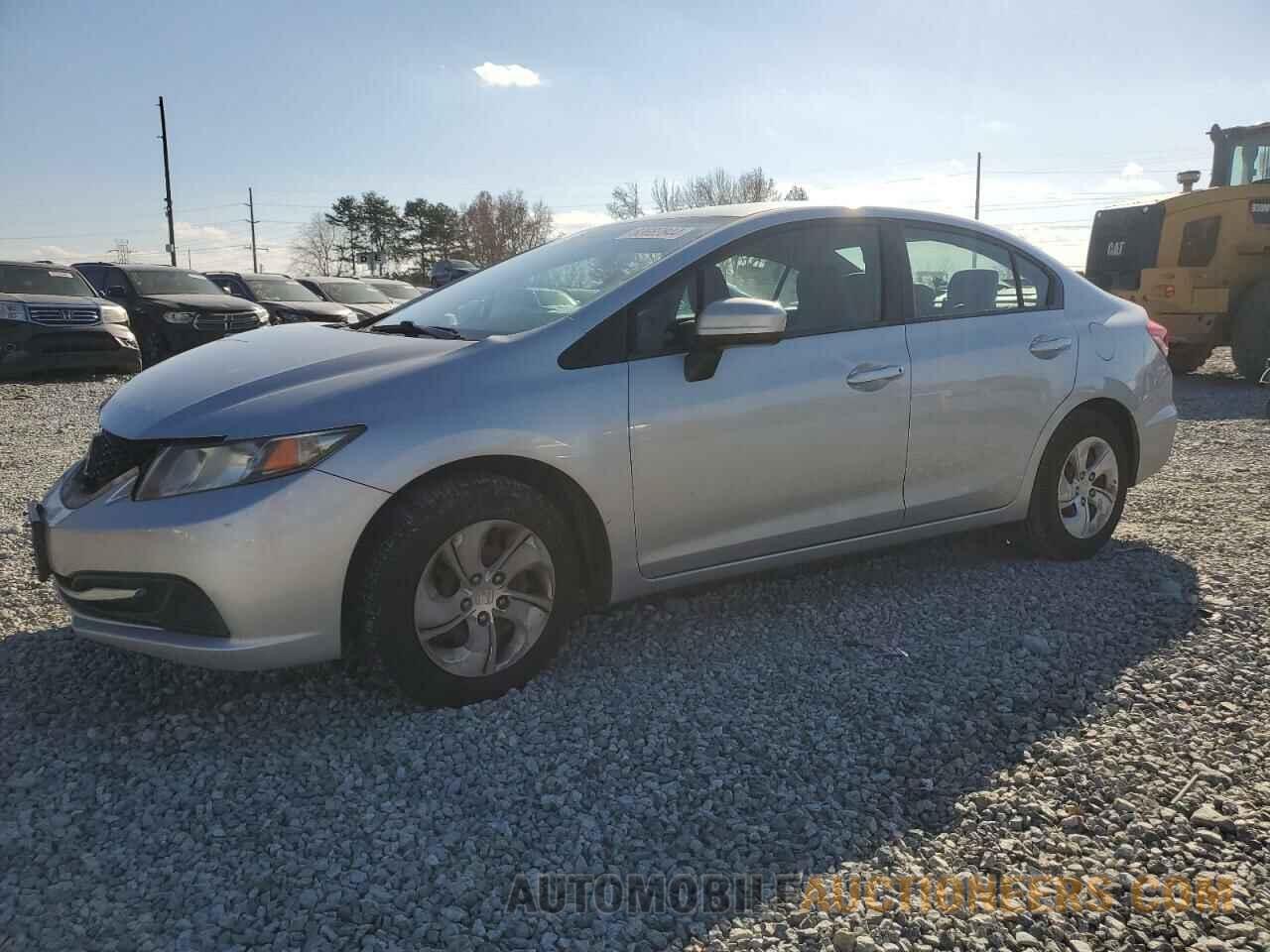 2HGFB2F52FH557792 HONDA CIVIC 2015