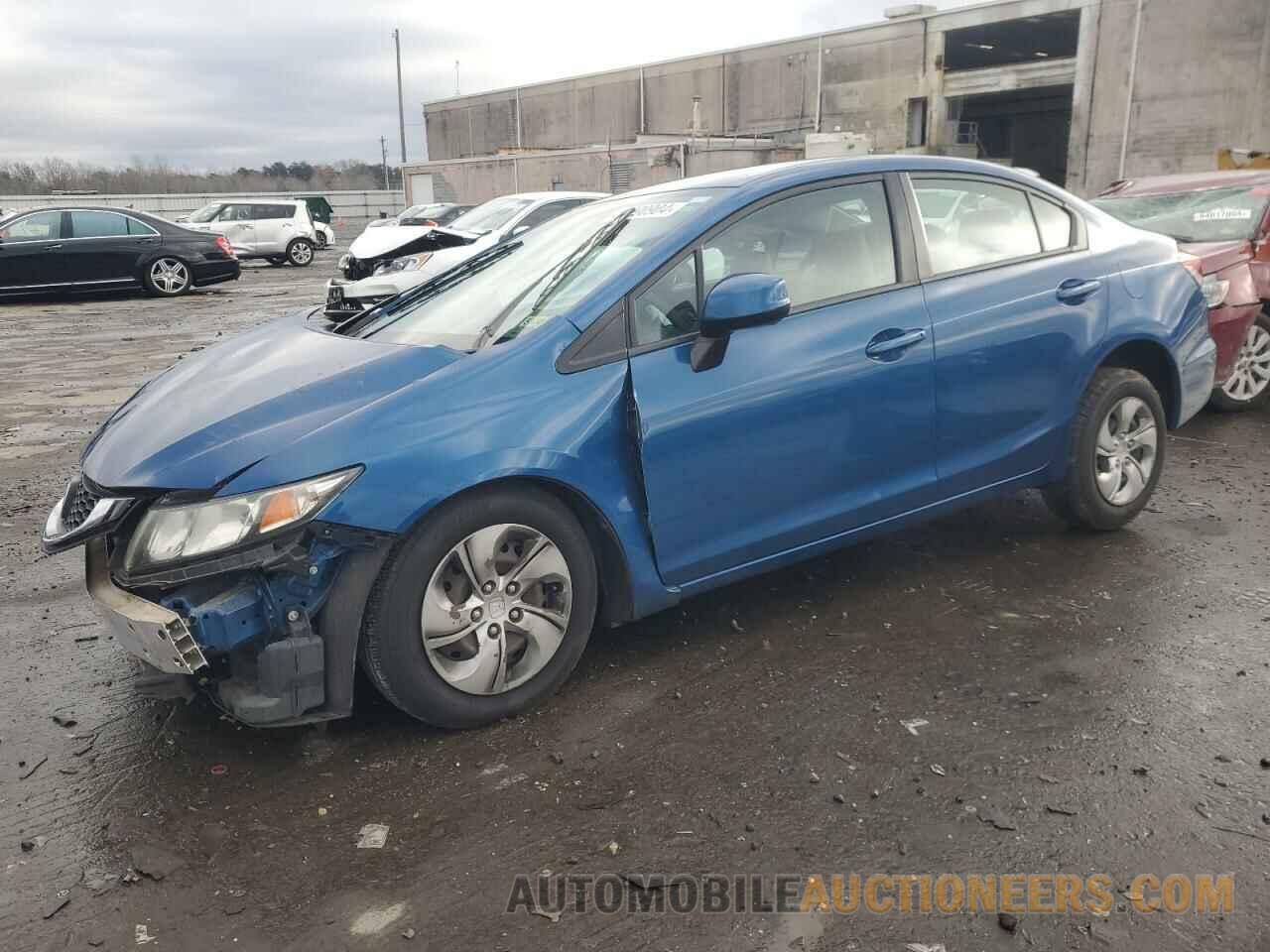 2HGFB2F53DH588448 HONDA CIVIC 2013