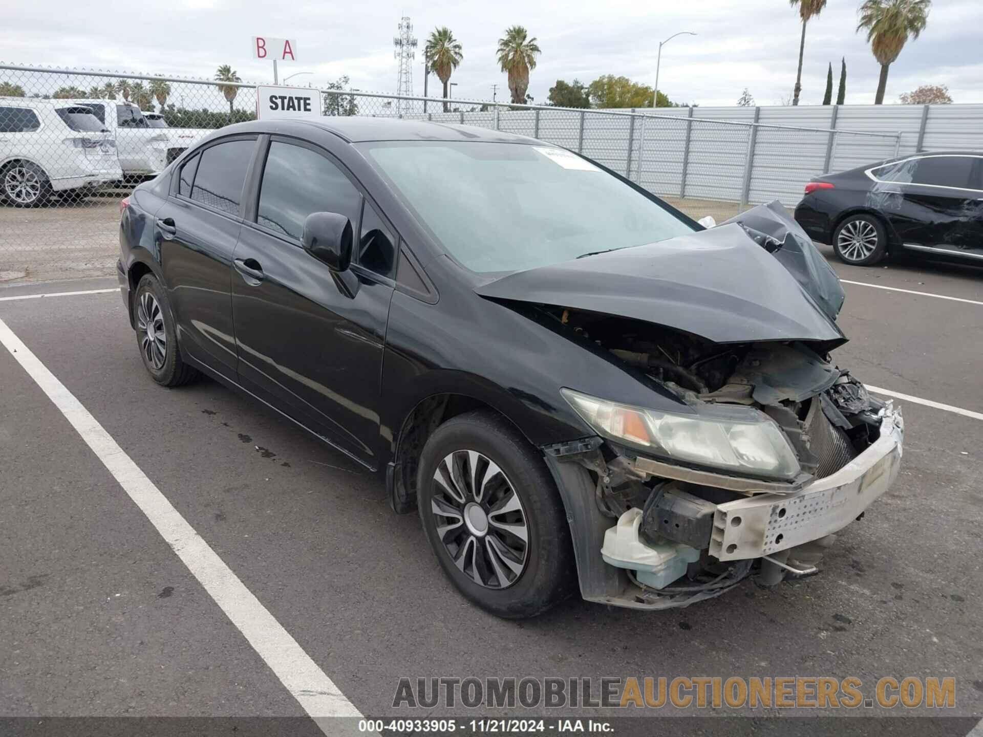 2HGFB2F57DH518208 HONDA CIVIC 2013