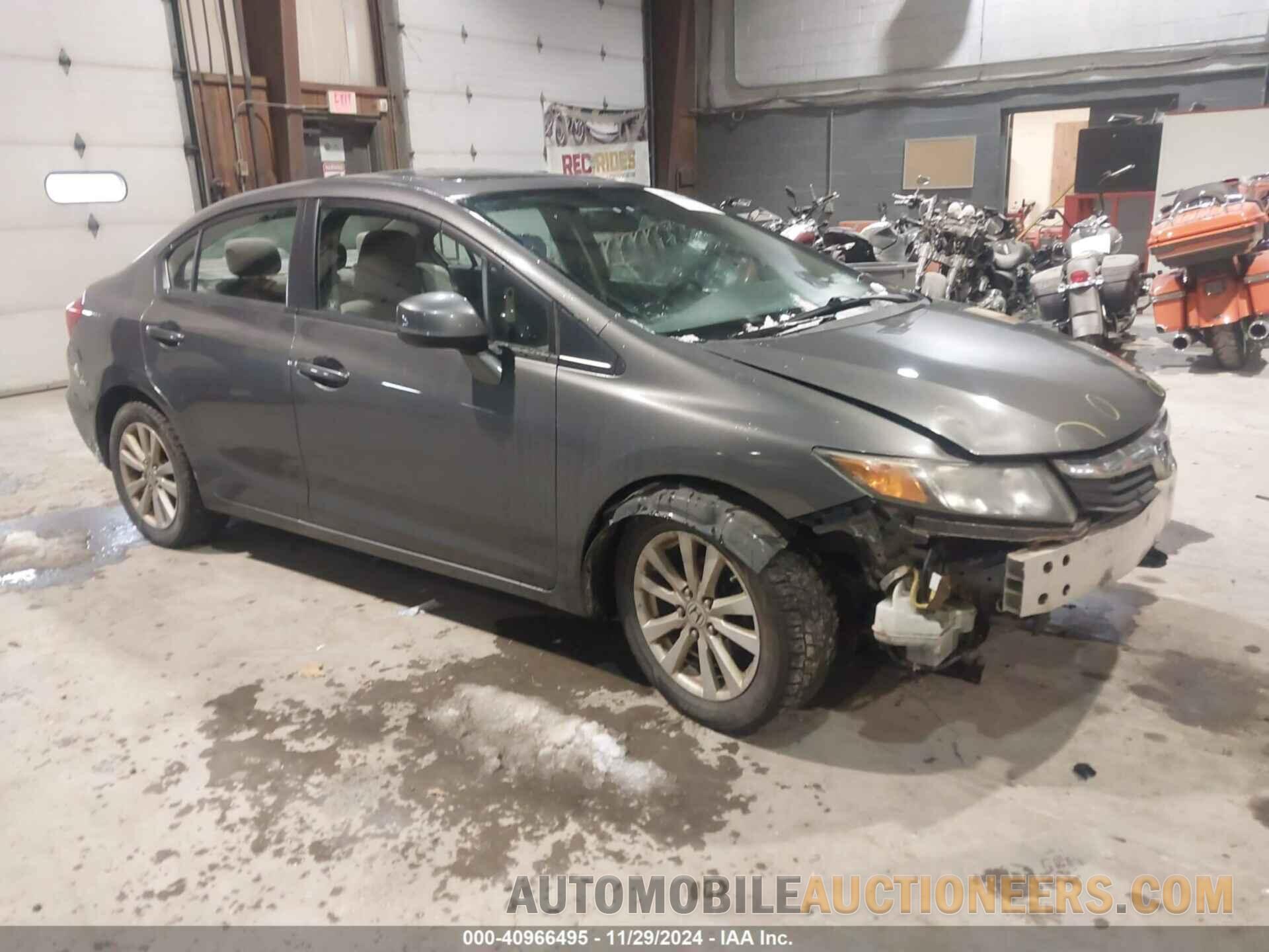 2HGFB2F81CH599943 HONDA CIVIC 2012