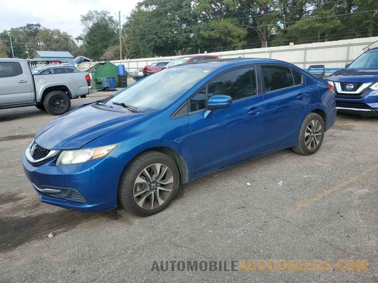 2HGFB2F85FH551978 HONDA CIVIC 2015