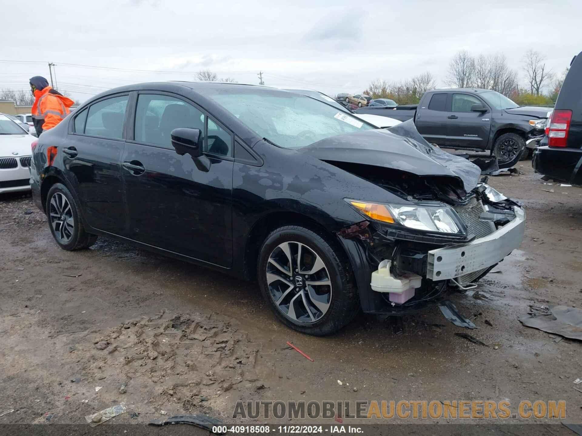 2HGFB2F85FH561202 HONDA CIVIC 2015