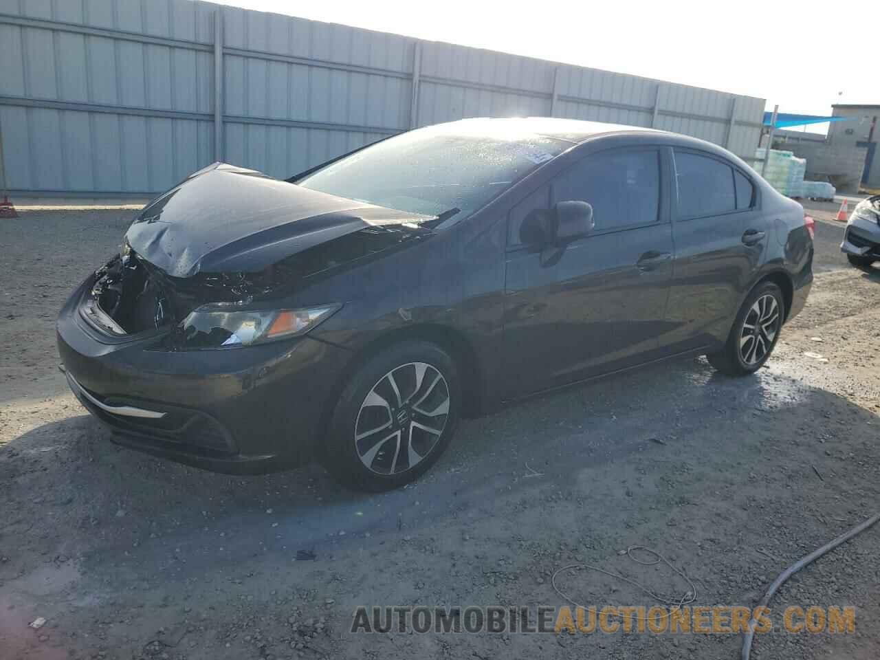 2HGFB2F87DH581920 HONDA CIVIC 2013