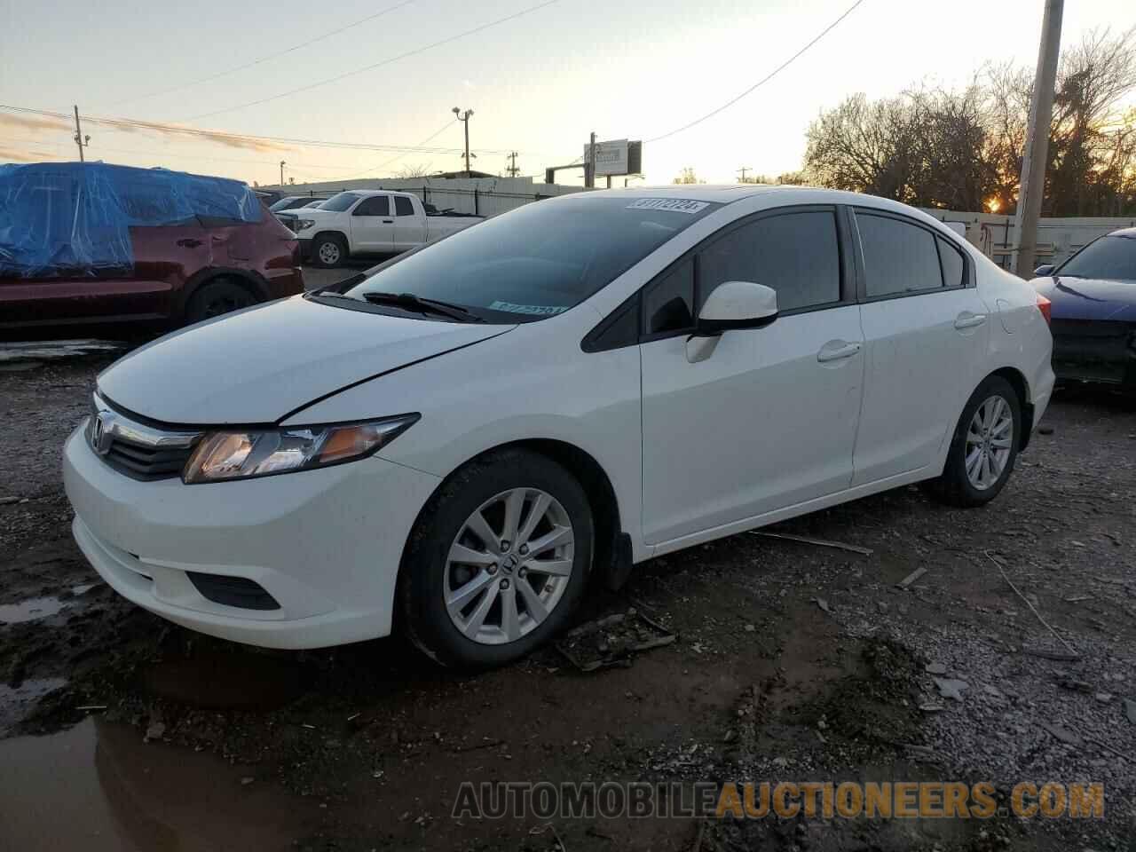 2HGFB2F88CH335456 HONDA CIVIC 2012