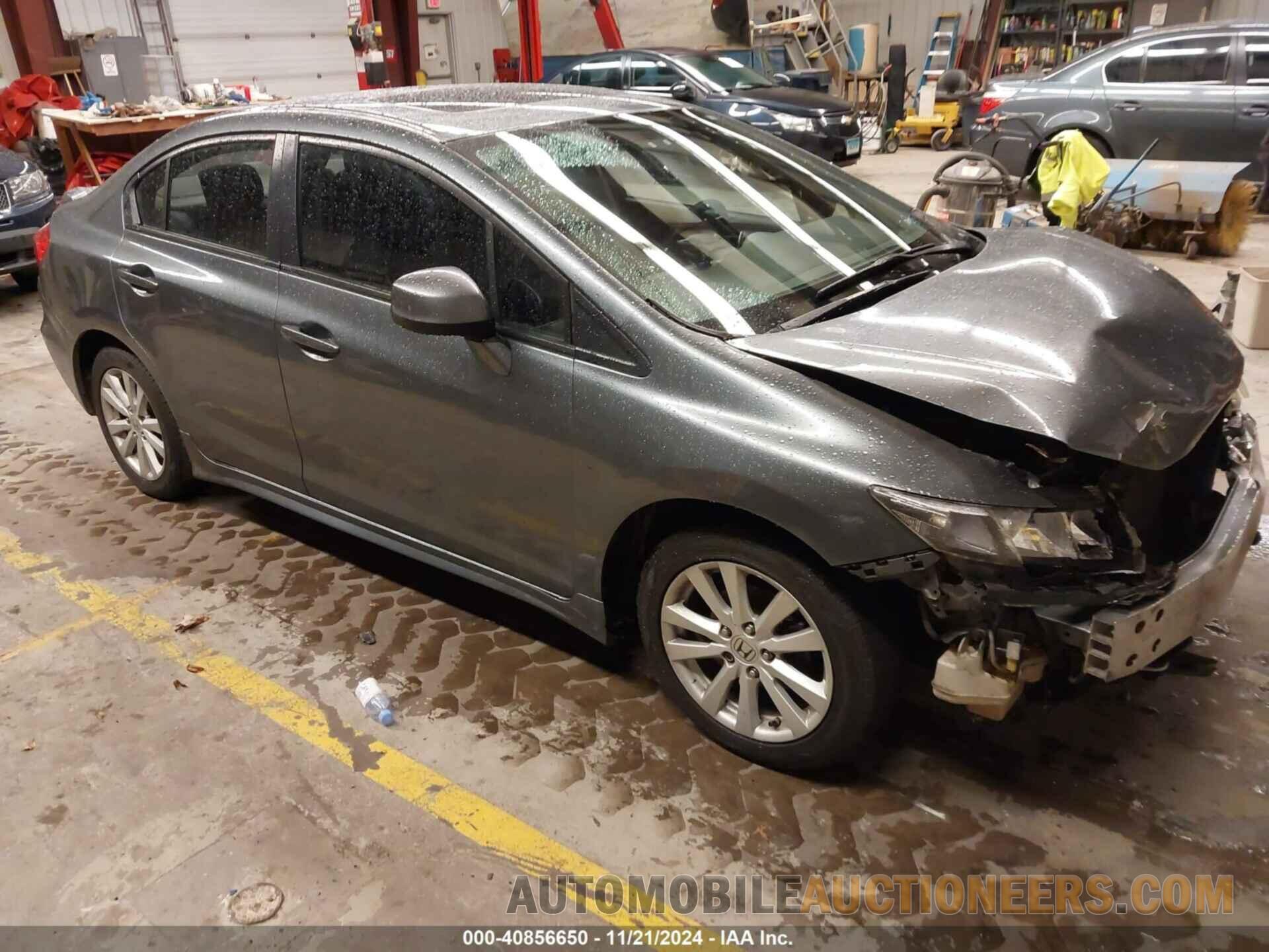 2HGFB2F8XCH324880 HONDA CIVIC 2012