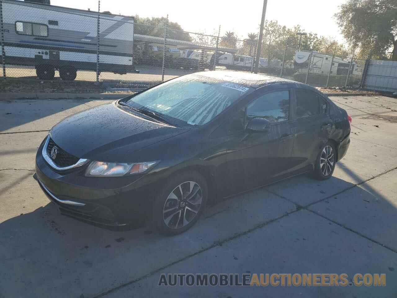 2HGFB2F8XDH532016 HONDA CIVIC 2013