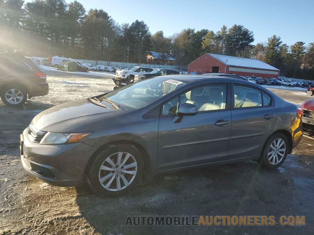 2HGFB2F93CH320775 HONDA CIVIC 2012