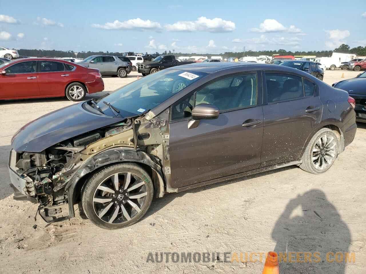 2HGFB2F95FH511652 HONDA CIVIC 2015