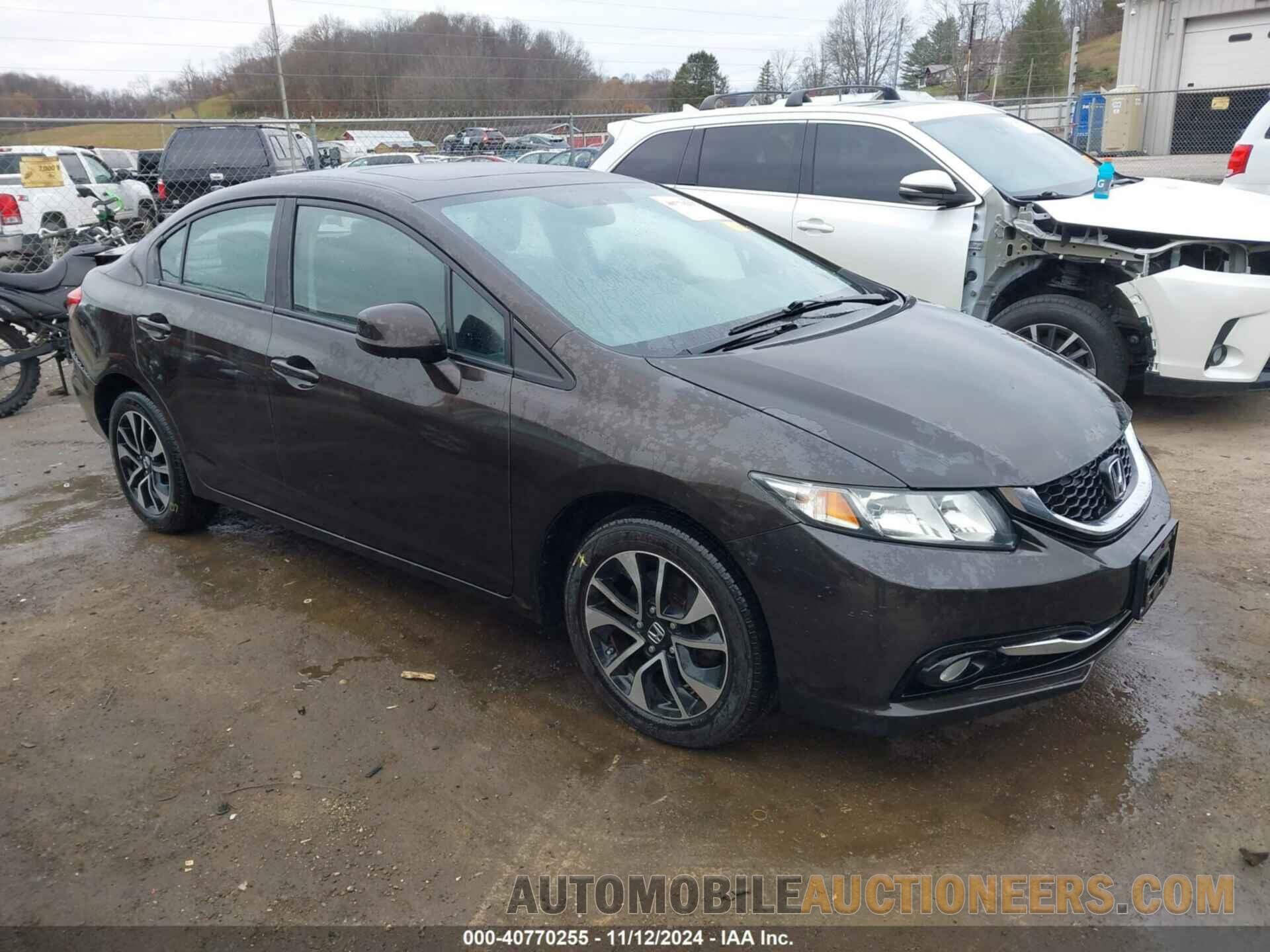 2HGFB2F96DH509423 HONDA CIVIC 2013