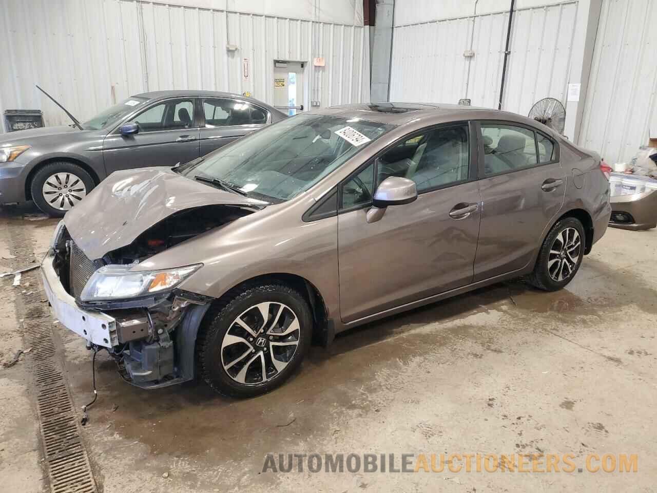 2HGFB2F97DH555200 HONDA CIVIC 2013