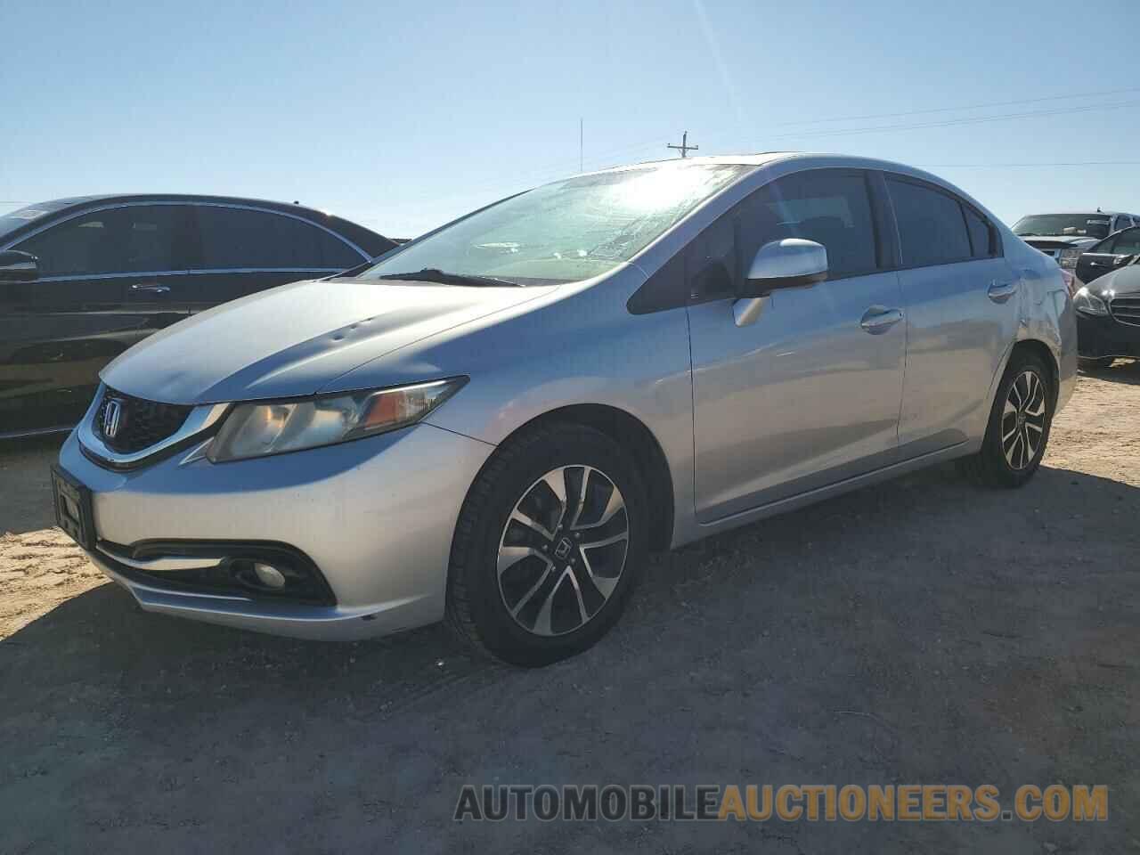 2HGFB2F9XDH539606 HONDA CIVIC 2013