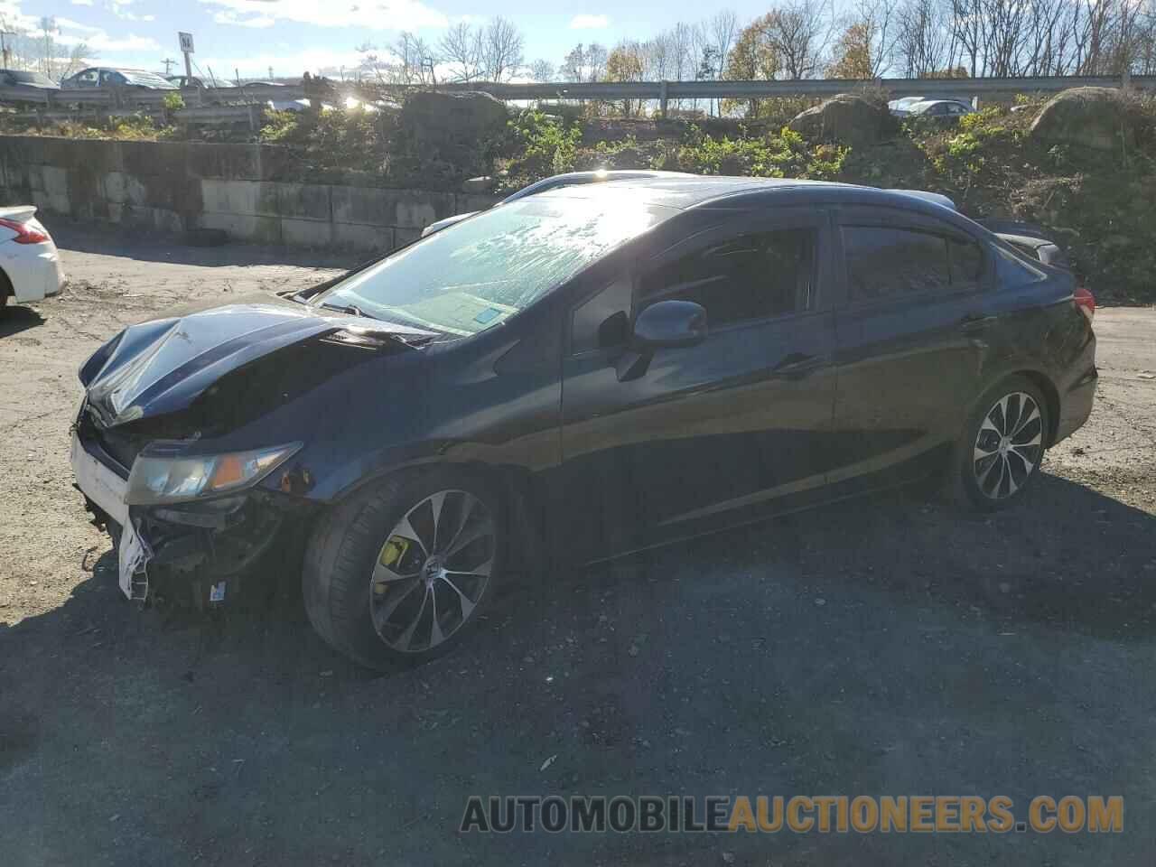 2HGFB6E51DH702083 HONDA CIVIC 2013