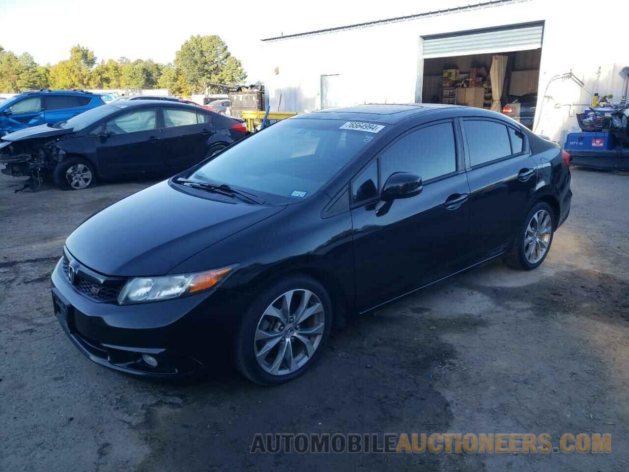 2HGFB6E52CH705184 HONDA CIVIC 2012