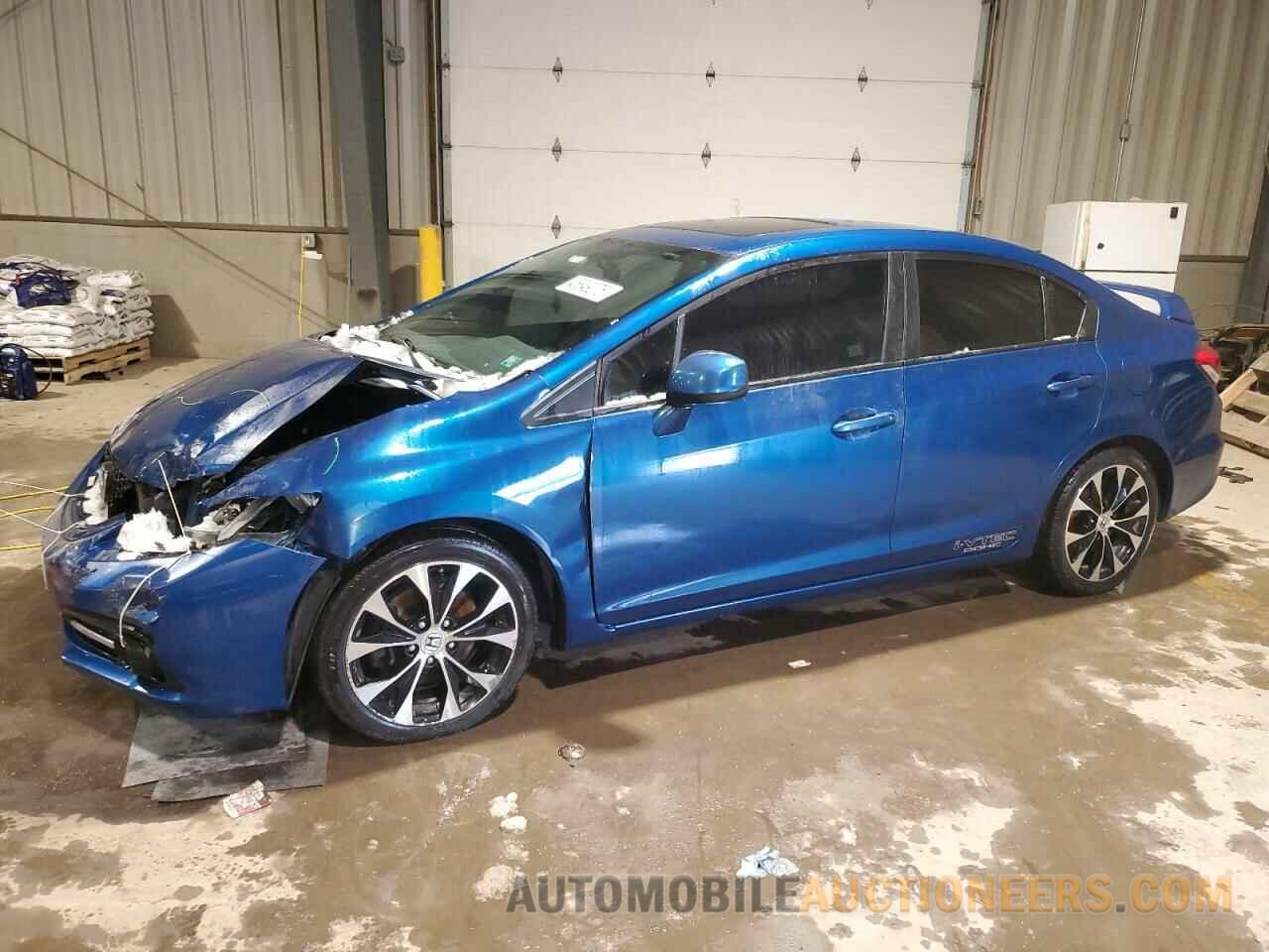 2HGFB6E53DH704806 HONDA CIVIC 2013