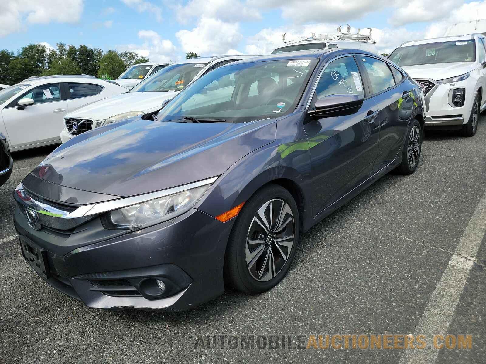 2HGFC1F38HH647215 Honda Civic Sedan 2017