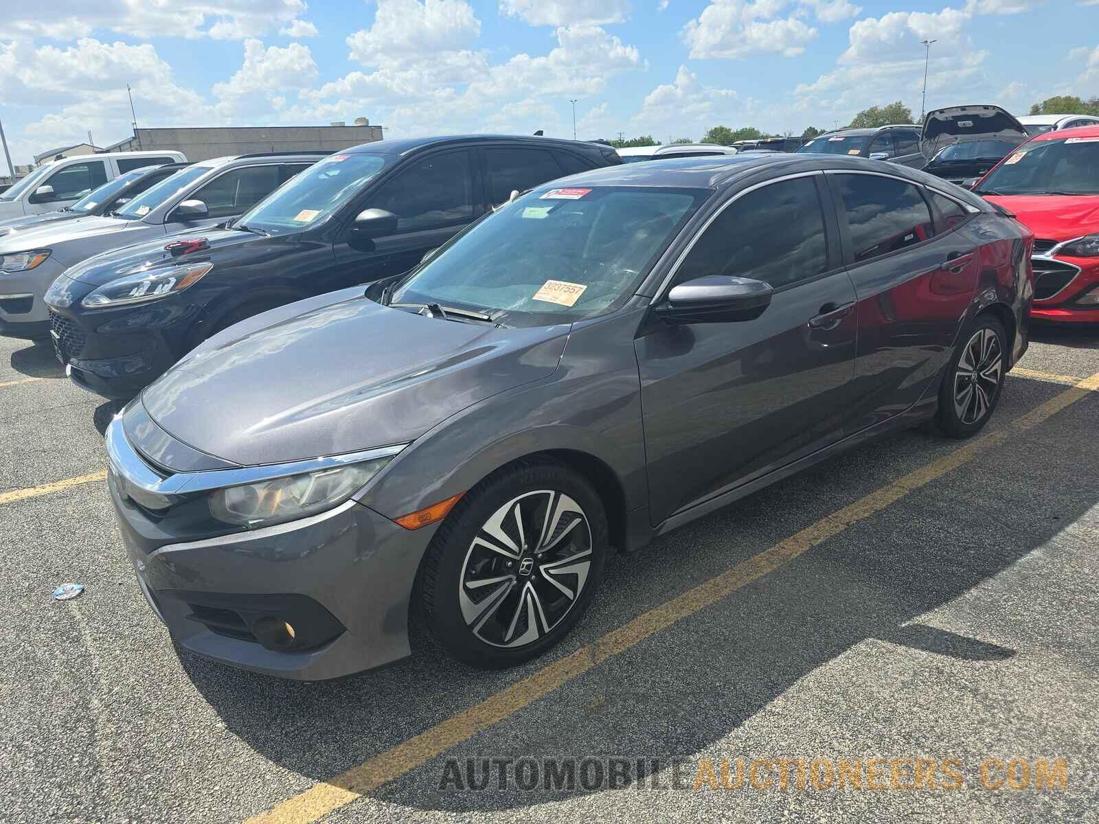 2HGFC1F72JH644044 Honda Civic Sedan 2018