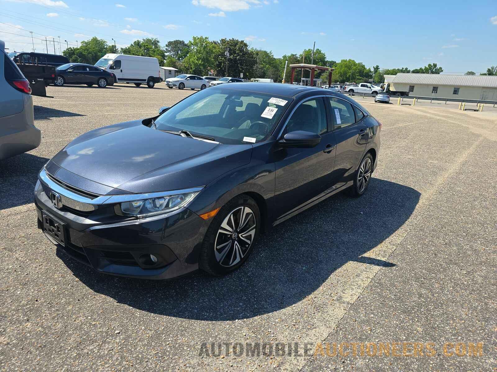 2HGFC1F76HH641061 Honda Civic Sedan 2017