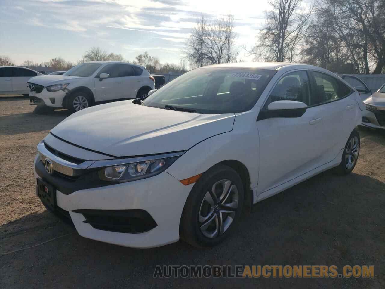 2HGFC2F52JH010883 HONDA CIVIC 2018