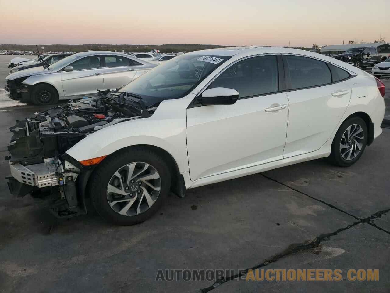 2HGFC2F72JH538232 HONDA CIVIC 2018